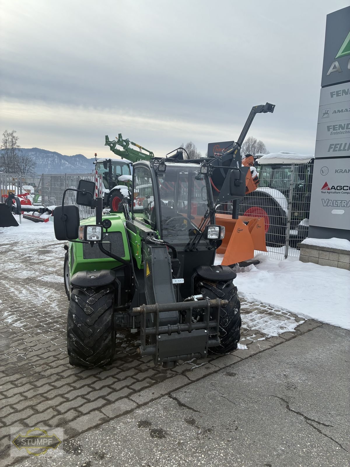 Hoflader del tipo Kramer KT144, Gebrauchtmaschine In Grafenstein (Immagine 11)