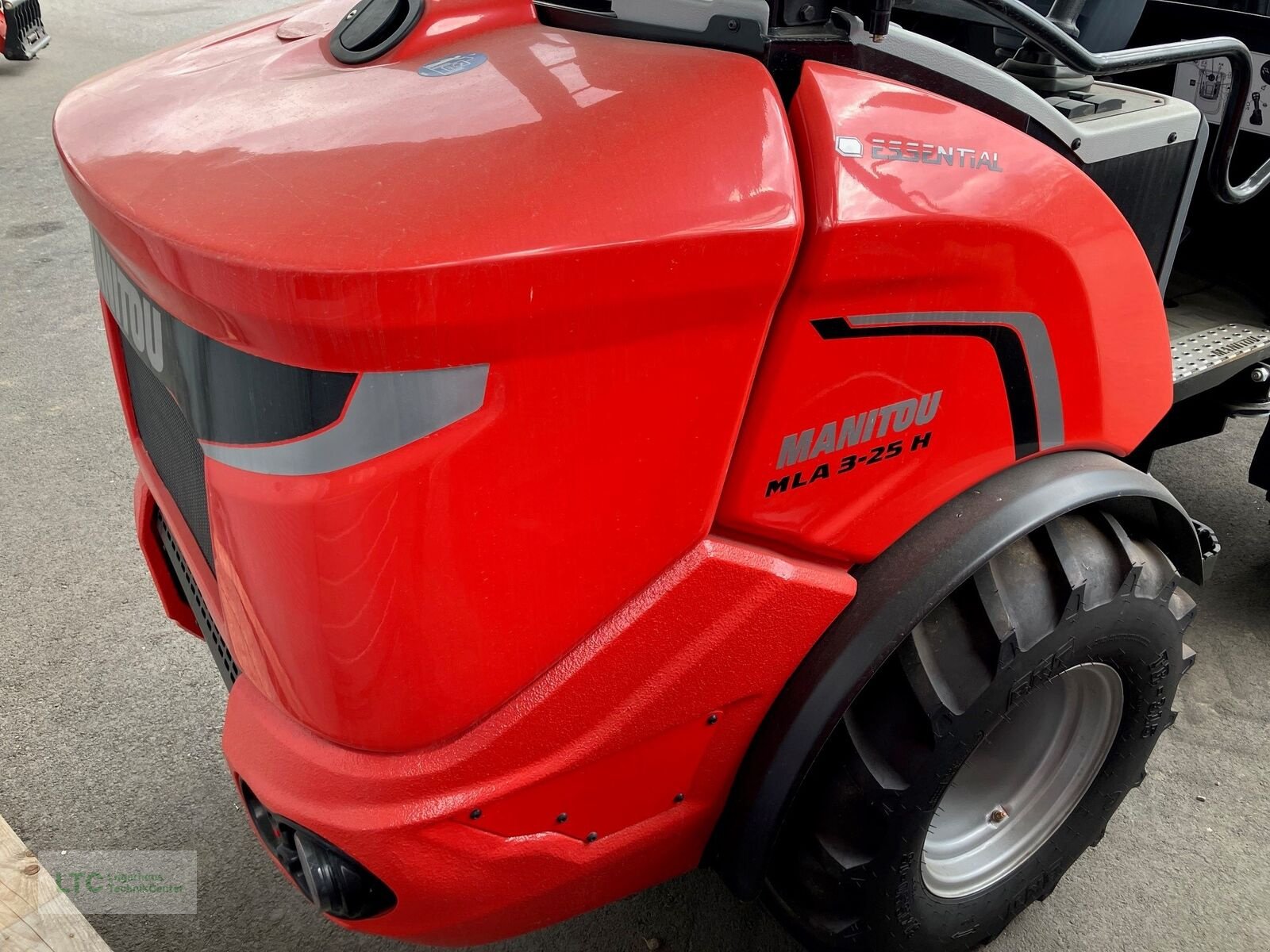 Hoflader tip Manitou Manitou MLA 3-25, Neumaschine in Korneuburg (Poză 10)