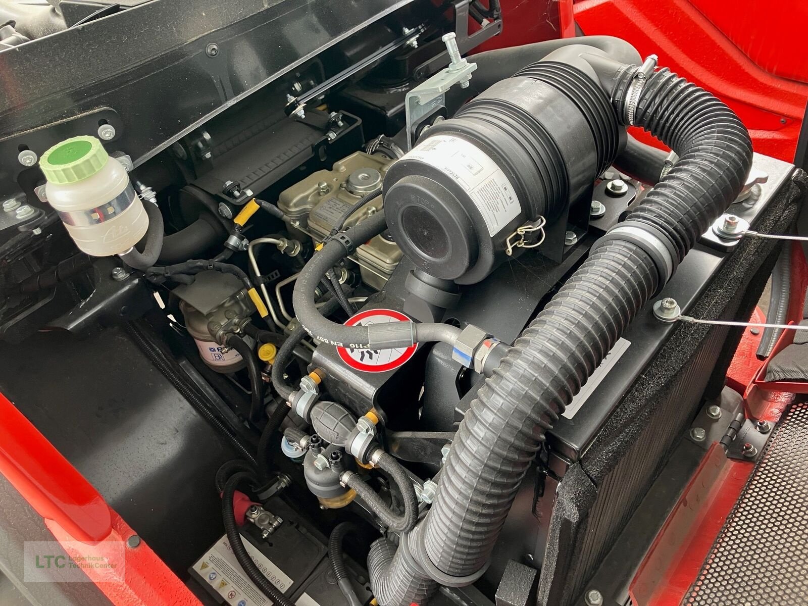 Hoflader of the type Manitou Manitou MLA 3-25, Neumaschine in Eggendorf (Picture 9)