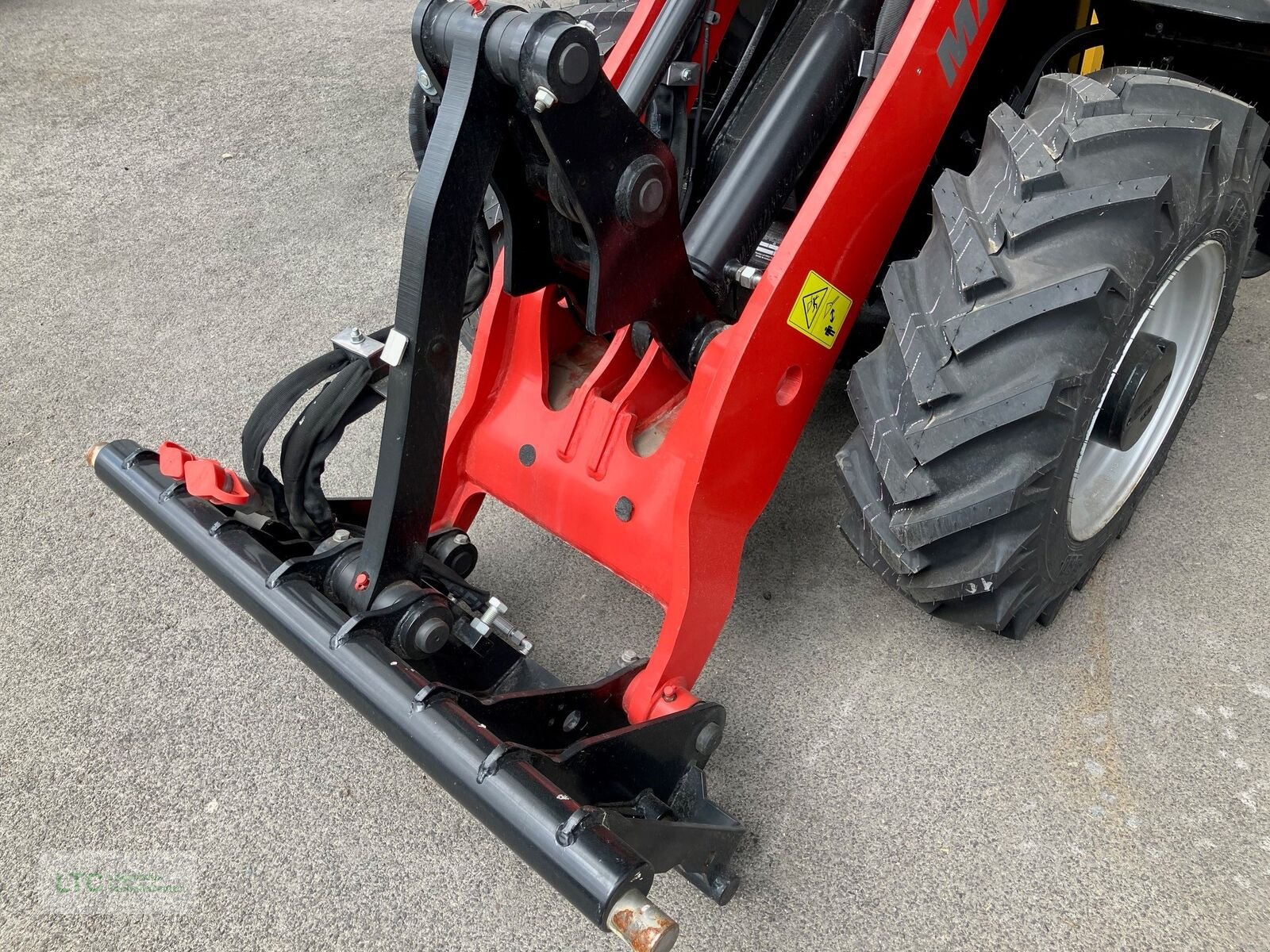 Hoflader of the type Manitou Manitou MLA 4-50, Vorführmaschine in Eggendorf (Picture 4)