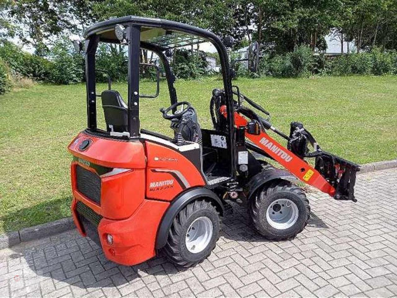 Hoflader of the type Manitou MLA 2-25 H, Neumaschine in Oyten (Picture 3)