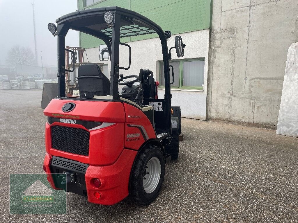 Hoflader des Typs Manitou MLA 2-25, Neumaschine in Eferding (Bild 5)