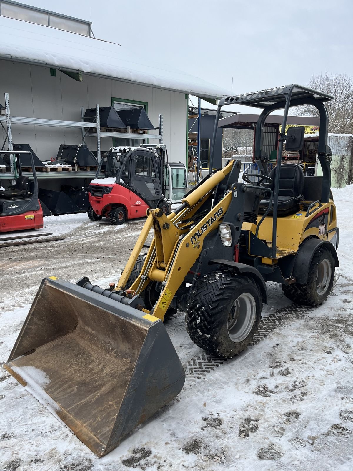 Hoflader des Typs Manitou Mustang AL 306, Gebrauchtmaschine in Bad Leonfelden (Bild 10)