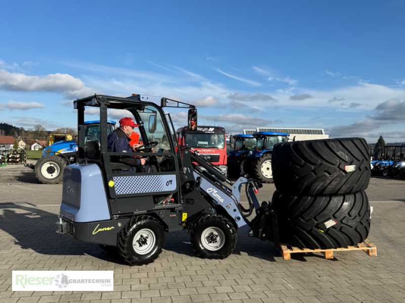 Hoflader des Typs MONA Lunar, voll elektrischer Hoflader mit Lithium-Eisenphosphat, bis zu 20% Förderung auf BAFA, Neumaschine in Nördlingen (Bild 1)