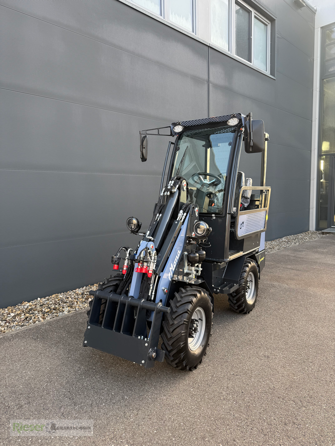 Hoflader del tipo MONA Lunar, voll elektrischer Hoflader mit Lithium-Eisenphosphat, bis zu 20% Förderung auf BAFA, Neumaschine In Nördlingen (Immagine 3)