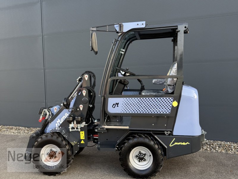 Hoflader des Typs MONA Lunar, Neumaschine in Bad Waldsee Mennisweiler (Bild 1)