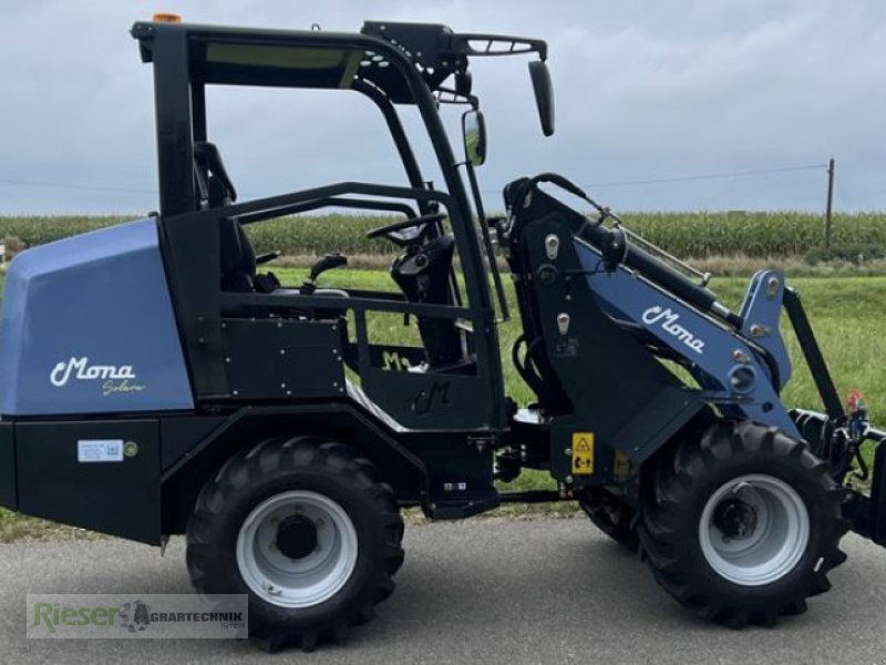 Hoflader типа MONA Solara, voll elektrischer Lader mit 1,5 to Hubkraft, bis zu 20 % Förderung bei BAFA, Neumaschine в Nördlingen (Фотография 1)