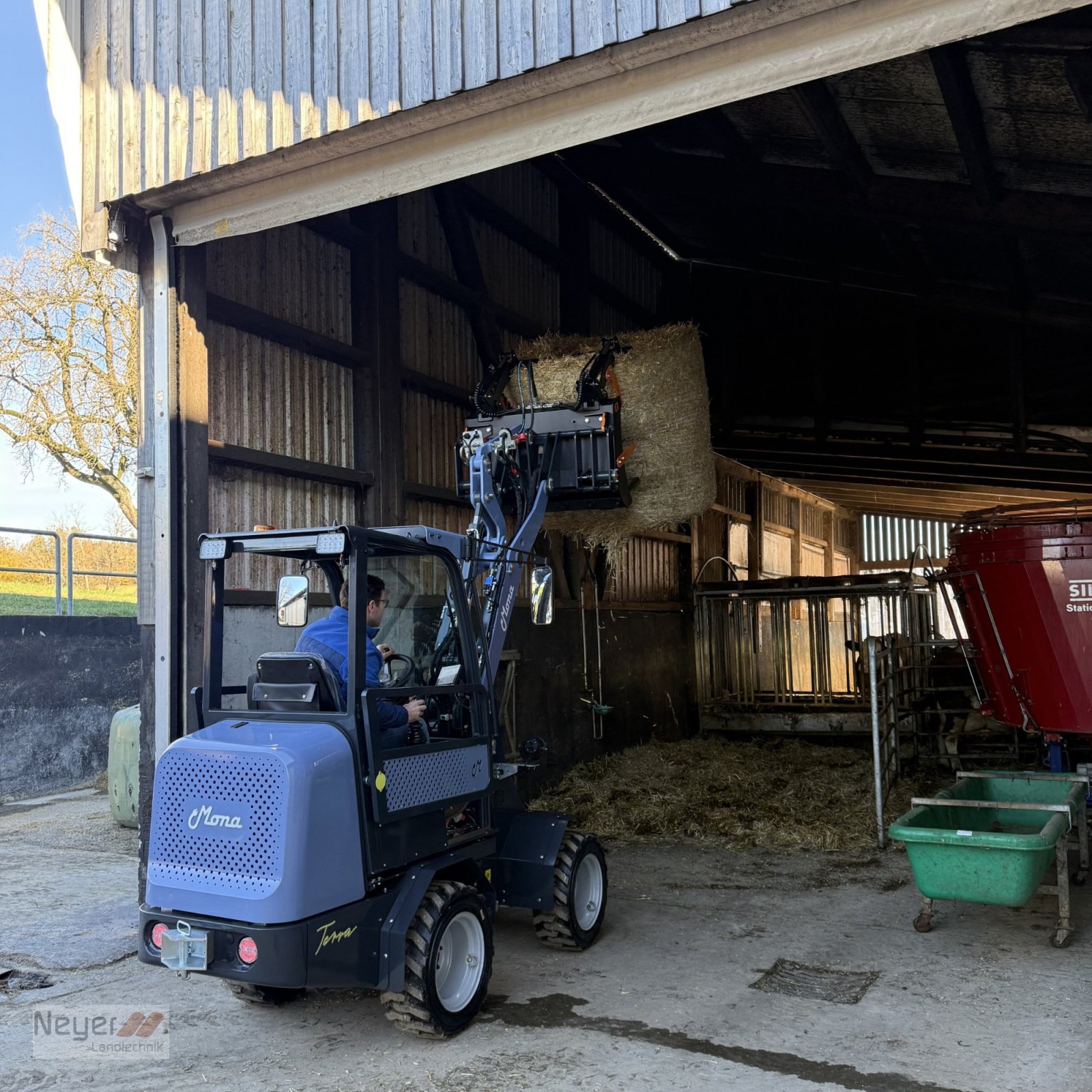 Hoflader des Typs MONA Terra, Neumaschine in Bad Waldsee Mennisweiler (Bild 5)