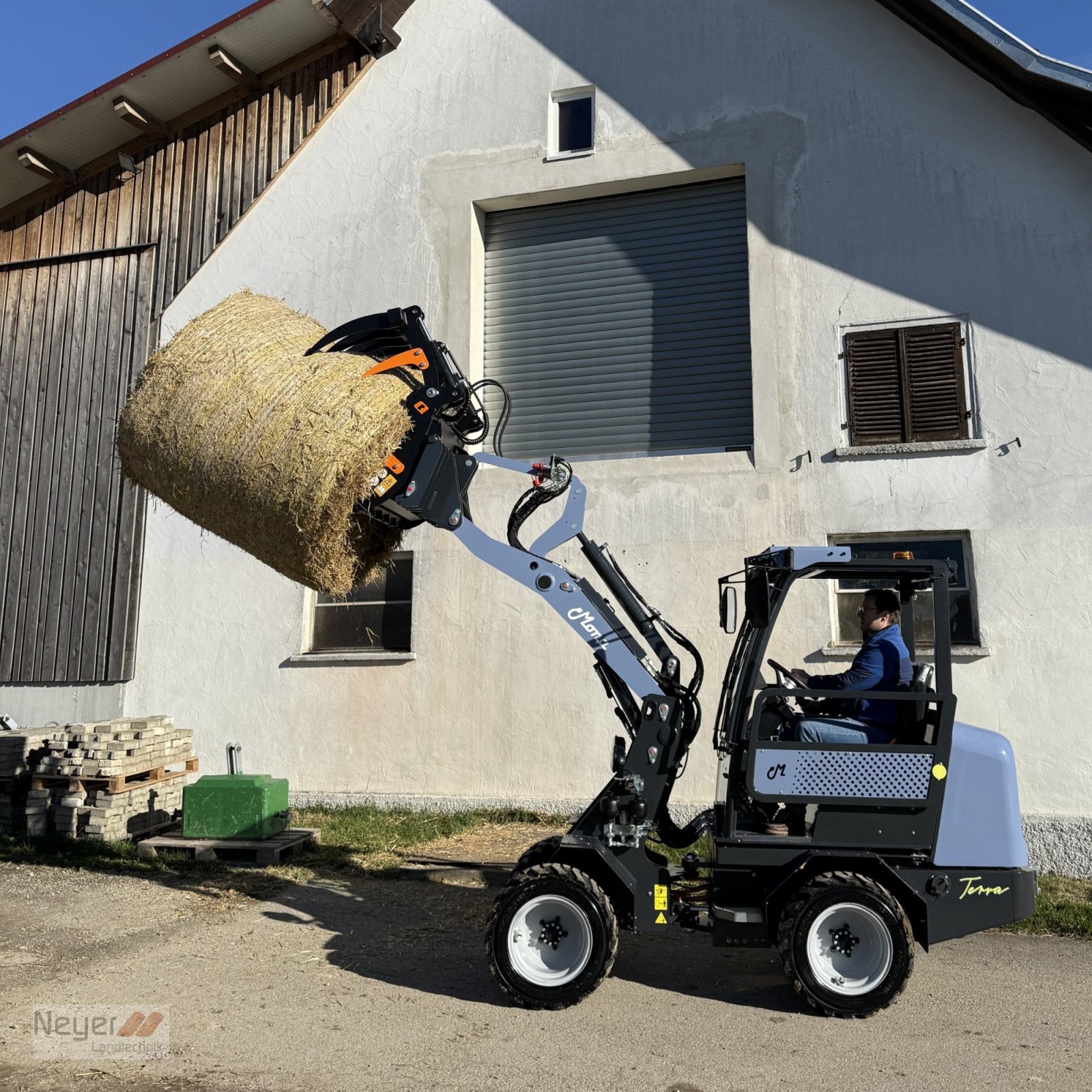 Hoflader des Typs MONA Terra, Neumaschine in Bad Waldsee Mennisweiler (Bild 9)