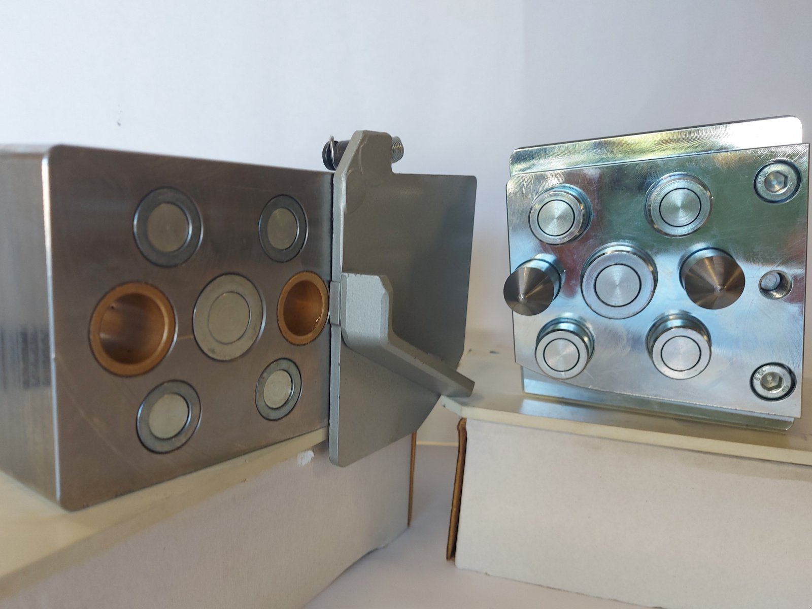 Hoflader of the type MSW-GmbH automatisches Kuppelsystem, Neumaschine in Seekirchen (Picture 2)