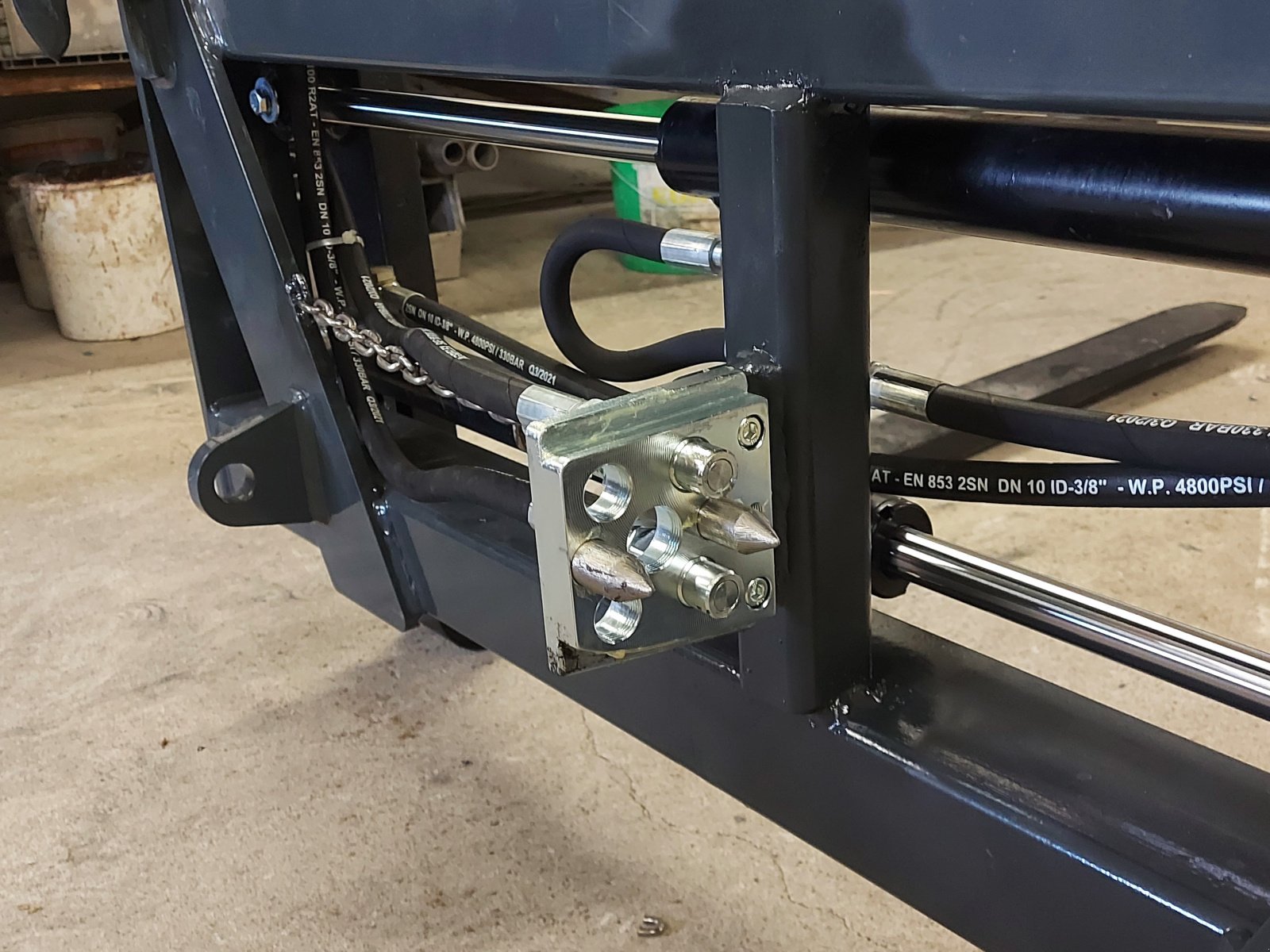 Hoflader of the type MSW-GmbH automatisches Kuppelsystem, Neumaschine in Seekirchen (Picture 3)