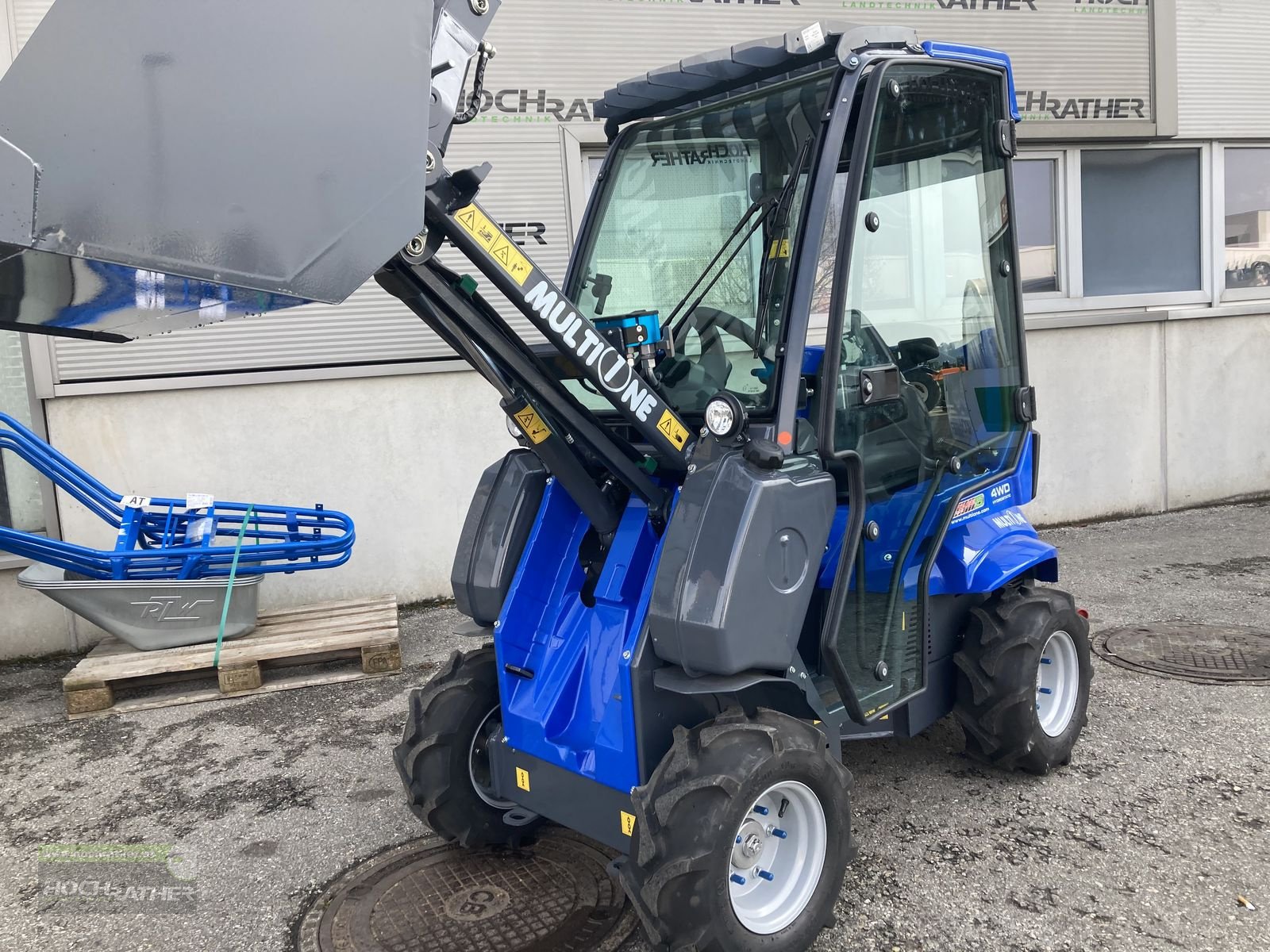 Hoflader of the type Multione 2.3 EFI, Neumaschine in Kronstorf (Picture 7)