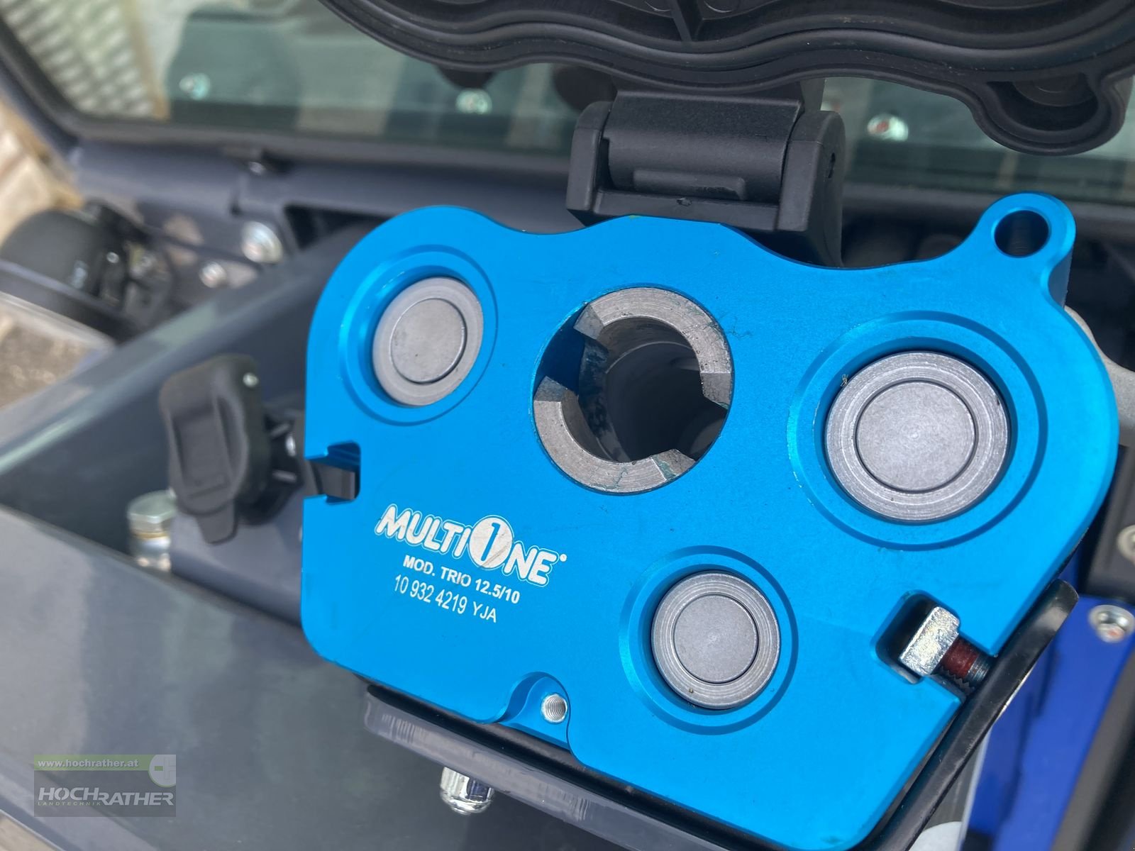 Hoflader of the type Multione 2.3 EFI, Neumaschine in Kronstorf (Picture 9)