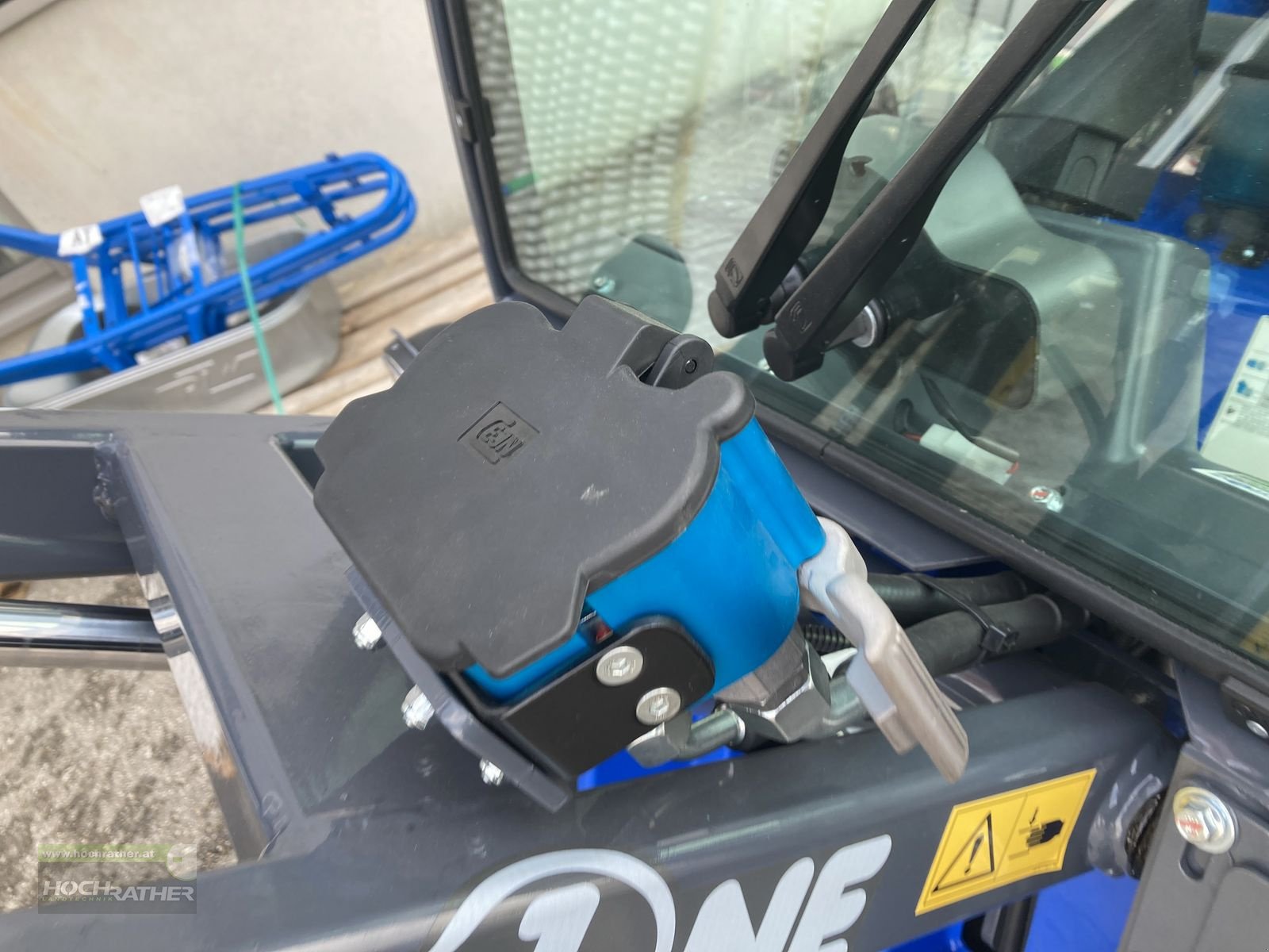 Hoflader of the type Multione 2.3 EFI, Neumaschine in Kronstorf (Picture 8)