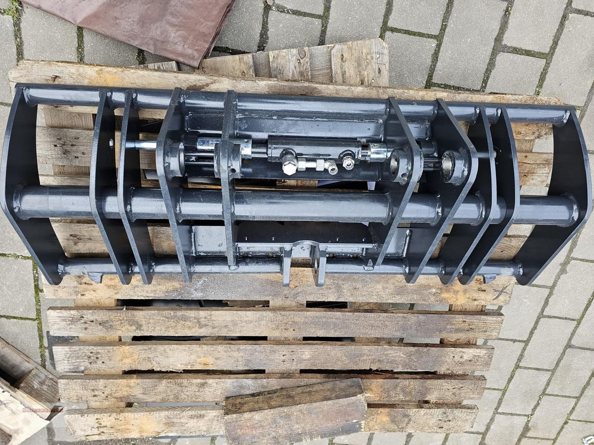 Hoflader des Typs Pitbull Euro Aufnahme mit hydraulischer Verriegelung, Gebrauchtmaschine in Tarsdorf (Bild 1)