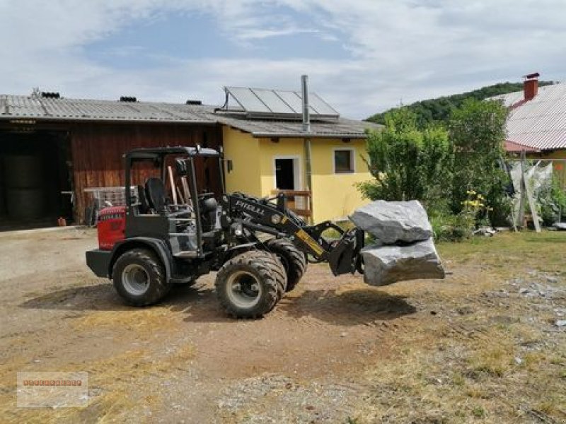 Hoflader typu Pitbull Pitbull X27-50e Elektrohoflader - der Stärkste!, Gebrauchtmaschine w Tarsdorf (Zdjęcie 11)