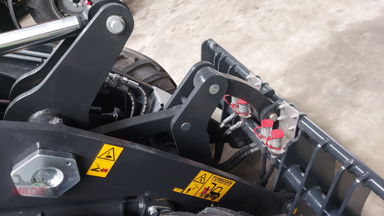 Hoflader of the type Pitbull X27-26, Neumaschine in Gebenbach (Picture 17)