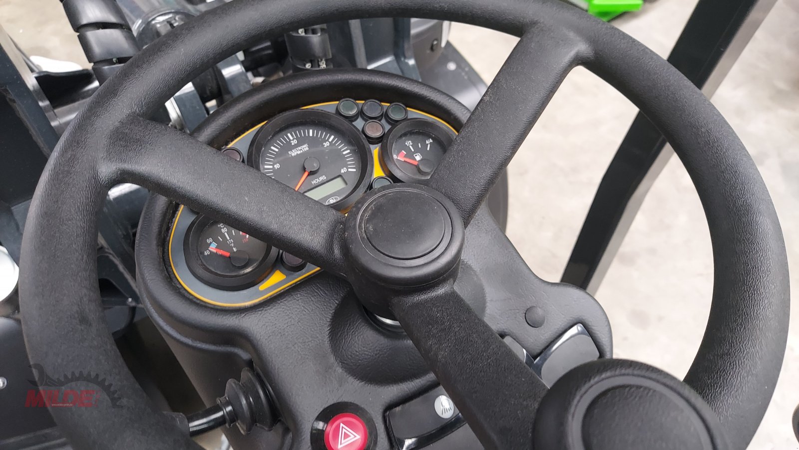 Hoflader of the type Pitbull X27-26, Neumaschine in Gebenbach (Picture 18)