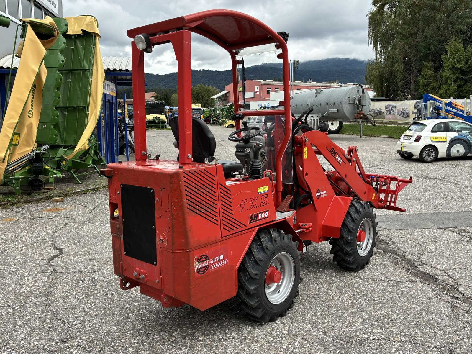 Hoflader des Typs Sauerburger SH 500, Gebrauchtmaschine in Villach (Bild 2)