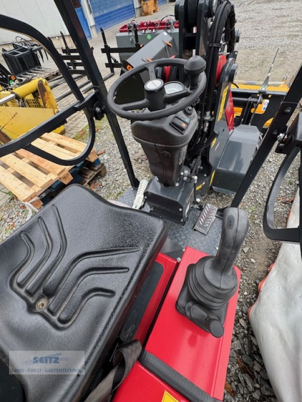 Hoflader of the type Schäffer 1622, Neumaschine in Lindenfels-Glattbach (Picture 6)