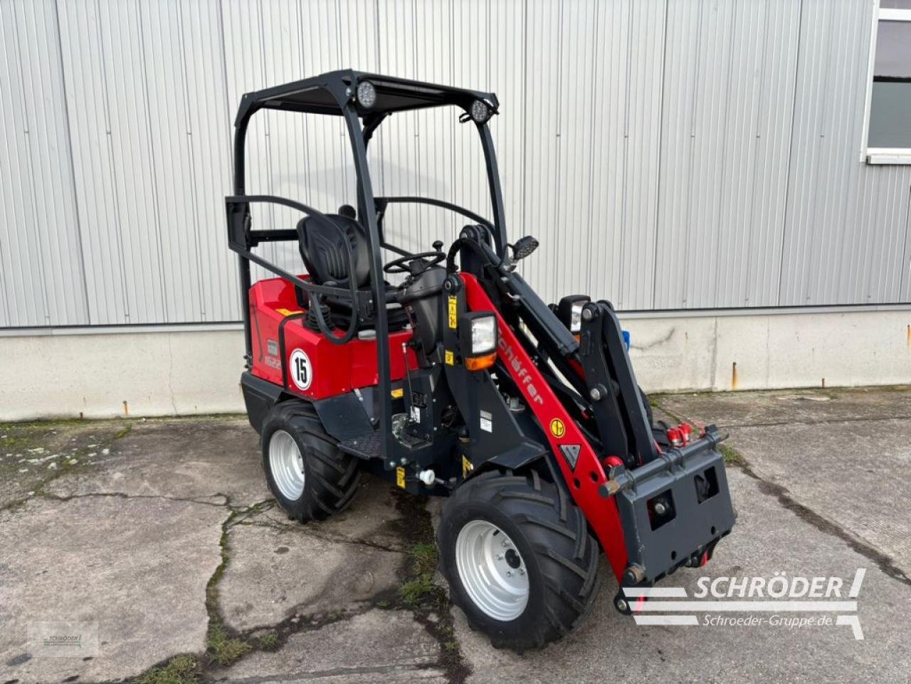 Hoflader typu Schäffer 1622, Neumaschine v Böhne (Obrázek 1)