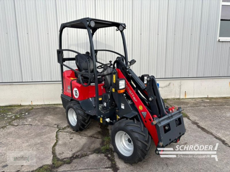 Hoflader del tipo Schäffer 1622, Neumaschine In Böhne (Immagine 1)