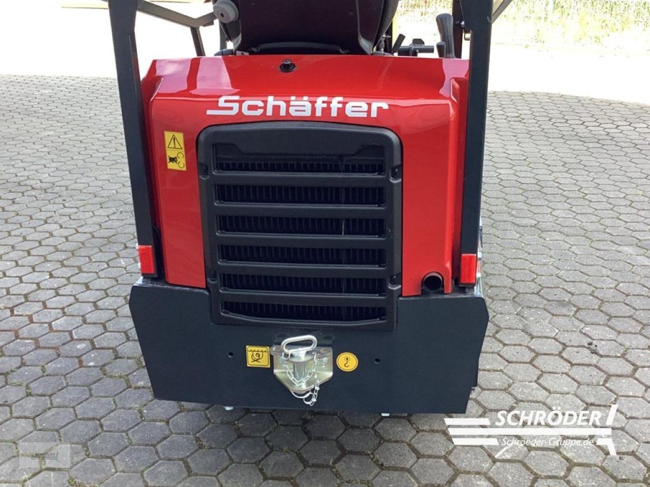 Hoflader des Typs Schäffer 1622, Neumaschine in Norden (Bild 9)