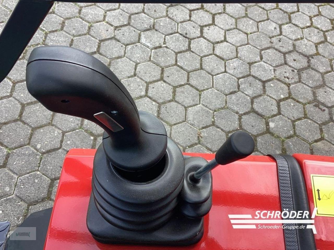 Hoflader des Typs Schäffer 1622, Neumaschine in Norden (Bild 13)