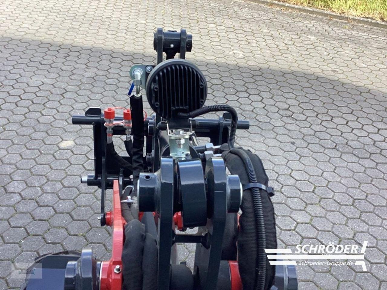 Hoflader des Typs Schäffer 1622, Neumaschine in Norden (Bild 14)