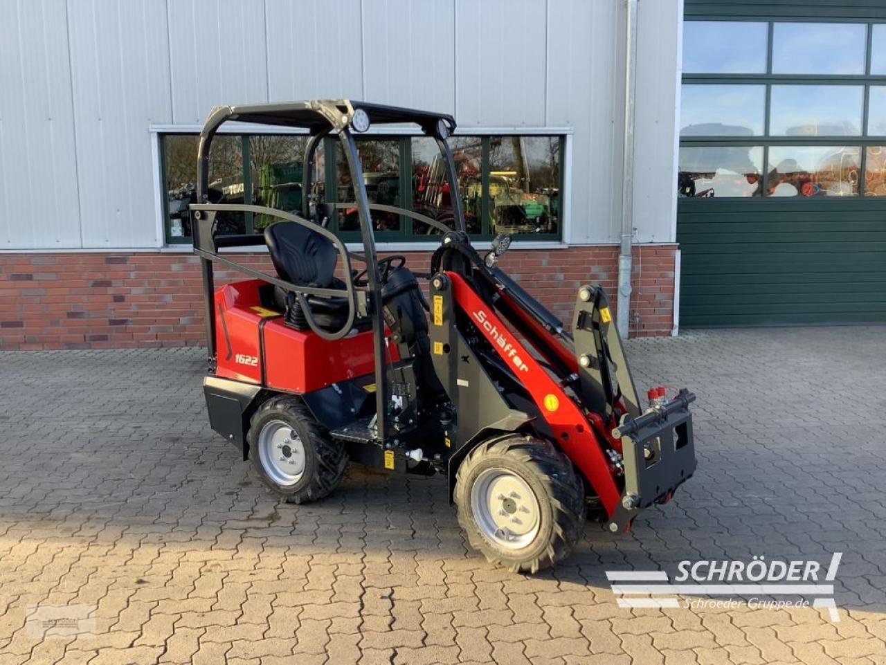 Hoflader des Typs Schäffer 1622, Neumaschine in Völkersen (Bild 1)