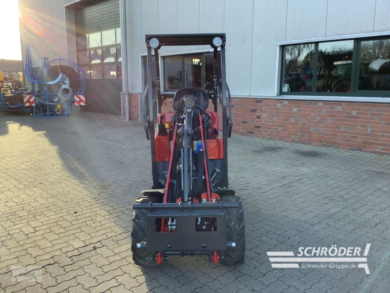 Hoflader des Typs Schäffer 1622, Neumaschine in Völkersen (Bild 2)