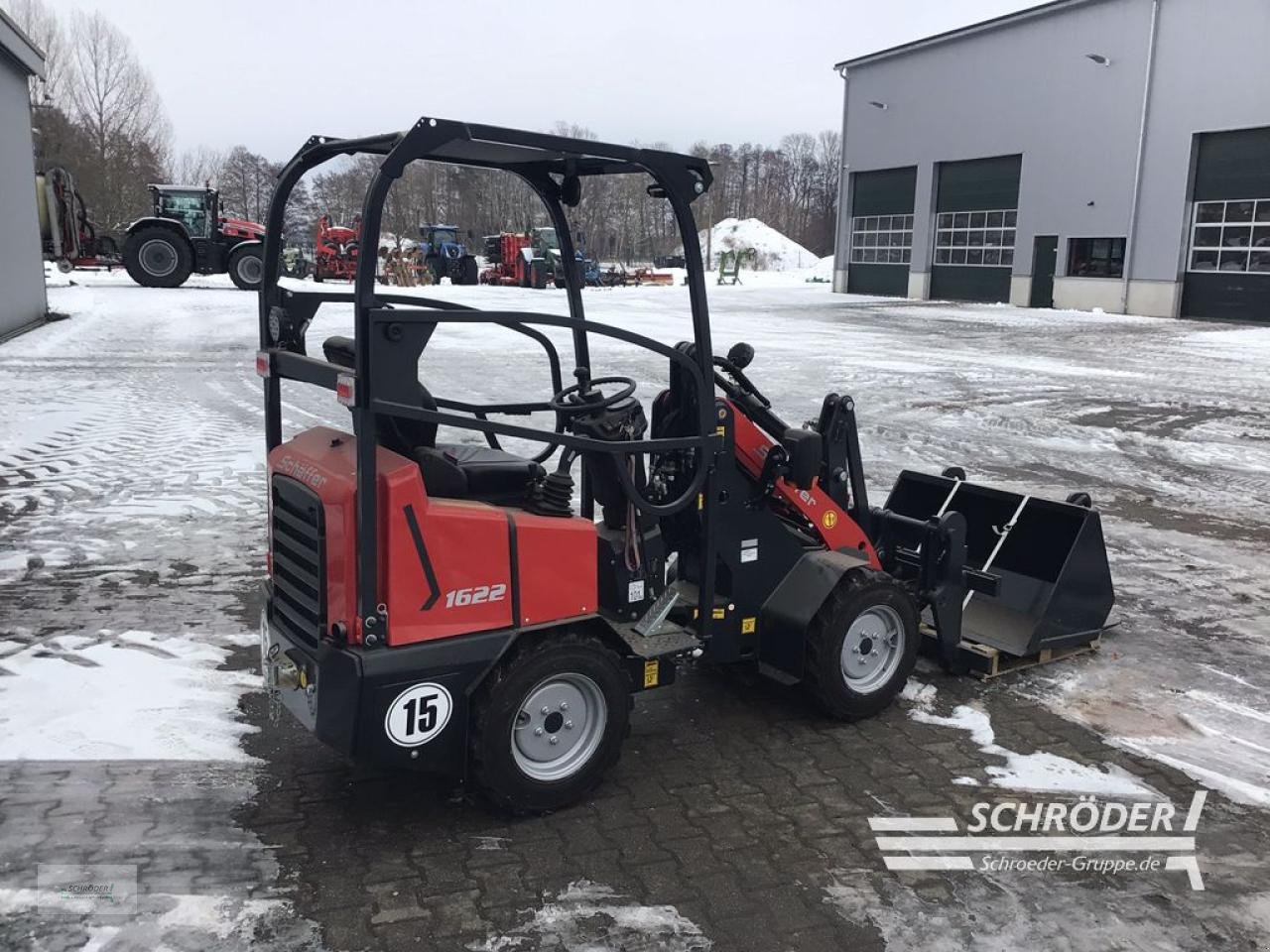 Hoflader Türe ait Schäffer 1622, Neumaschine içinde Jerichow - Kleinmangelsdorf (resim 3)