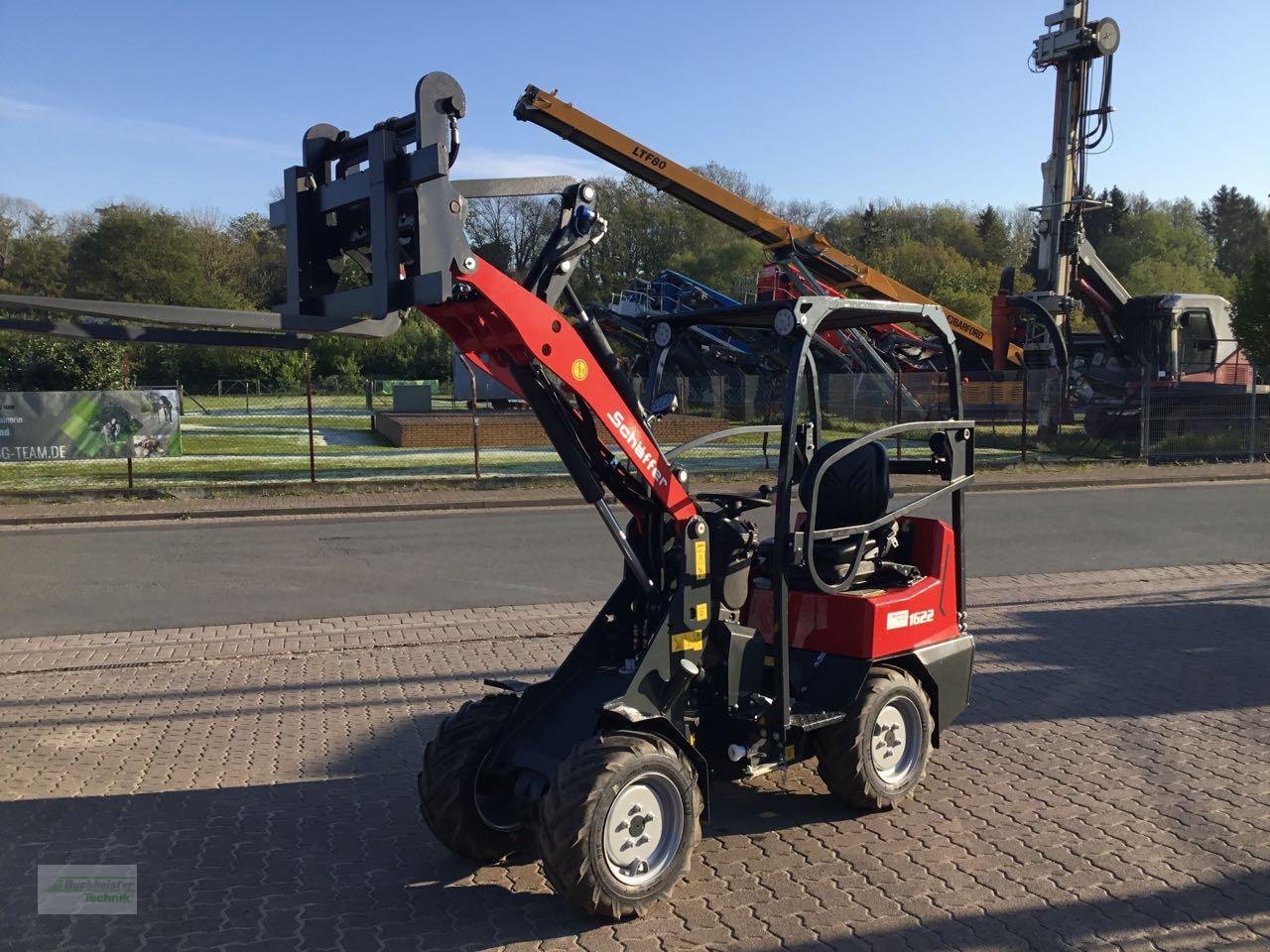 Hoflader of the type Schäffer 1622, Neumaschine in Coppenbruegge (Picture 3)