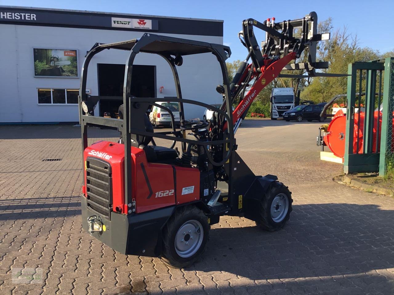 Hoflader of the type Schäffer 1622, Neumaschine in Coppenbruegge (Picture 4)