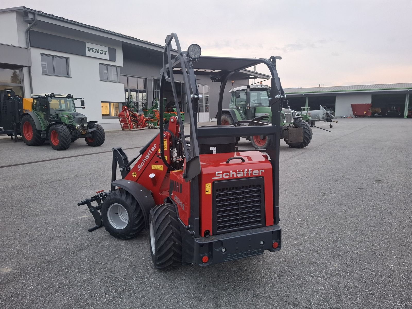 Hoflader типа Schäffer 2024 S, Neumaschine в Saxen (Фотография 10)