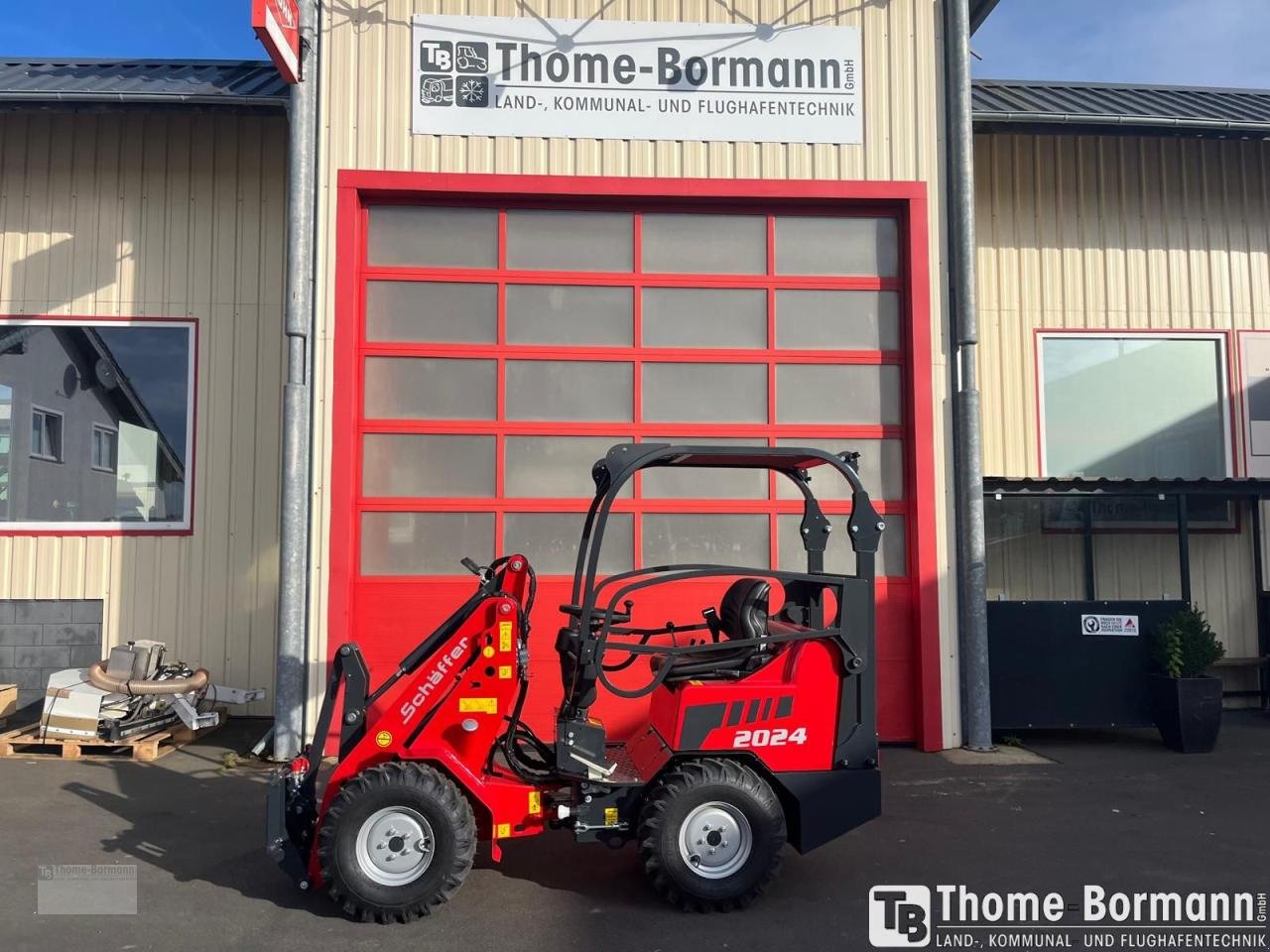 Hoflader of the type Schäffer 2024, Neumaschine in Prüm (Picture 1)