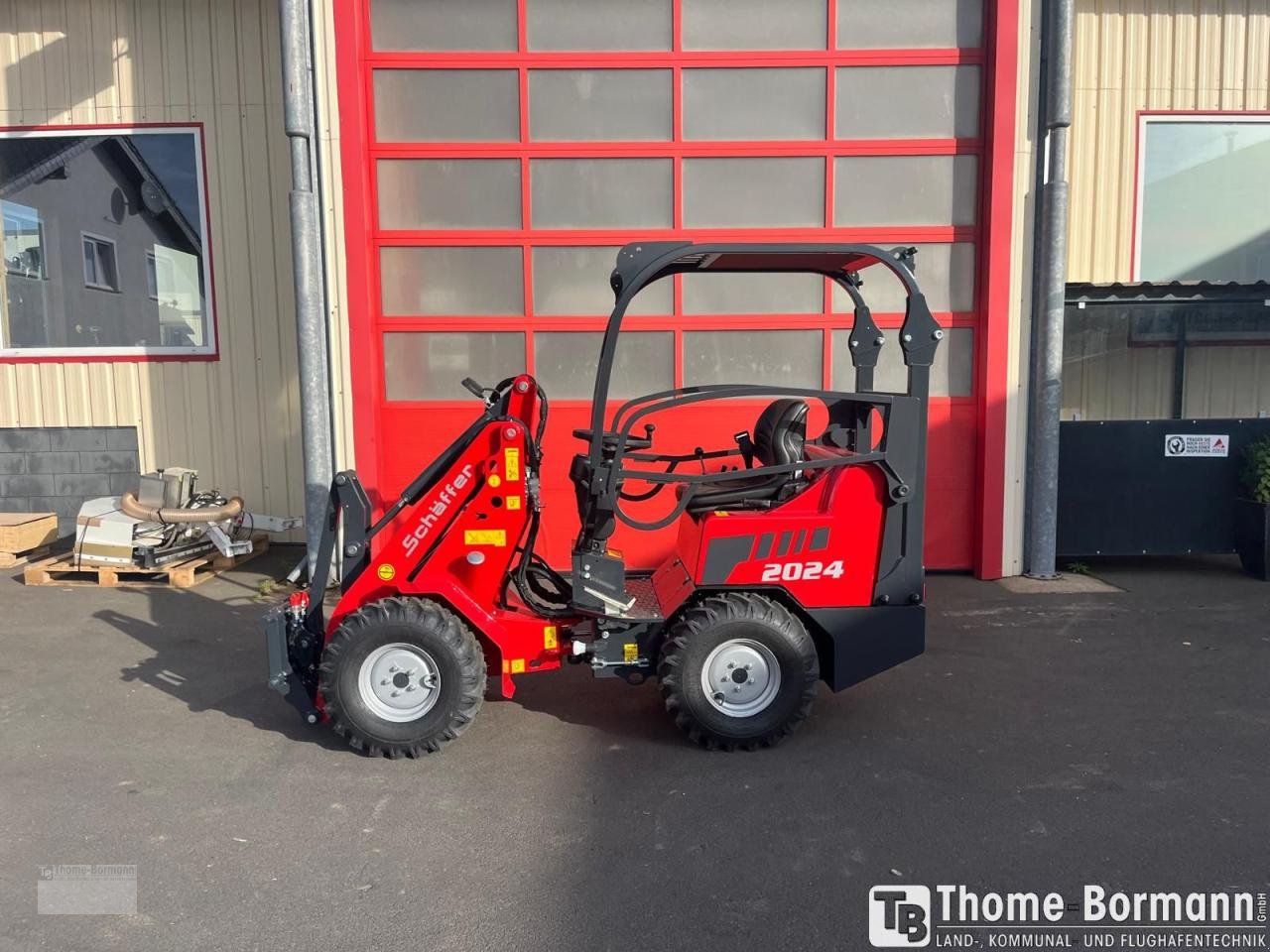 Hoflader of the type Schäffer 2024, Neumaschine in Prüm (Picture 2)