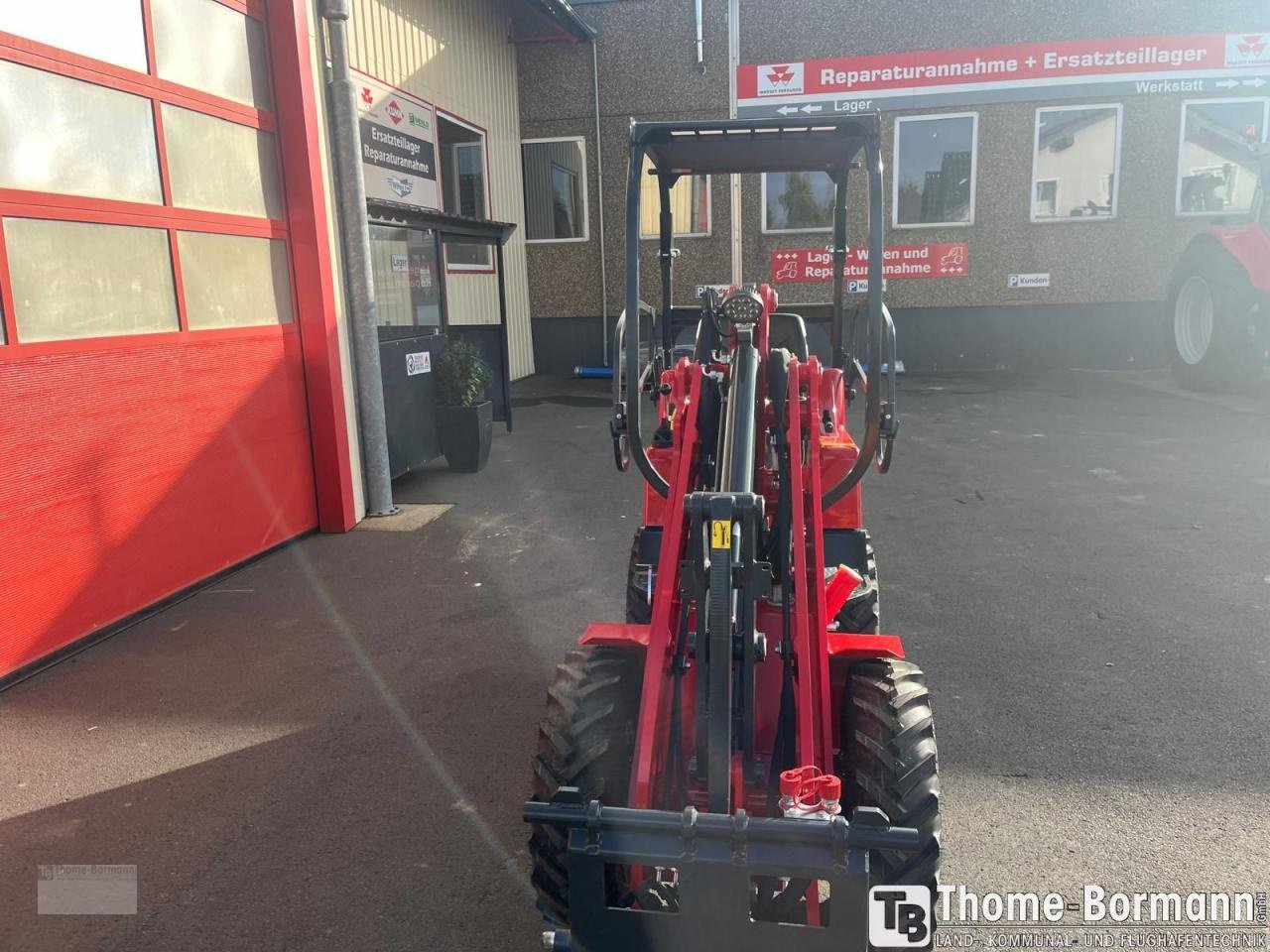 Hoflader of the type Schäffer 2024, Neumaschine in Prüm (Picture 3)