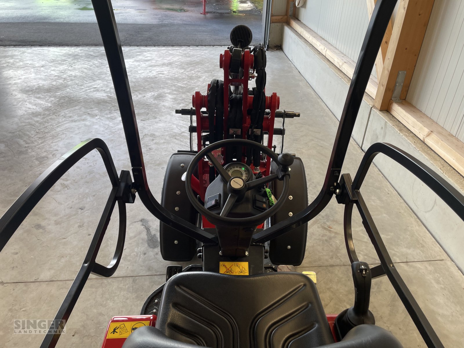 Hoflader des Typs Schäffer 2028-2, Neumaschine in Ebenhofen (Bild 4)