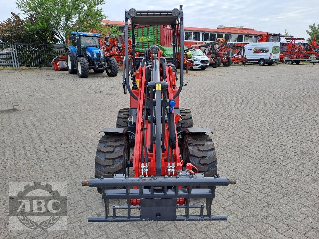 Hoflader des Typs Schäffer 2028-2, Neumaschine in Haren-Emmeln (Bild 5)