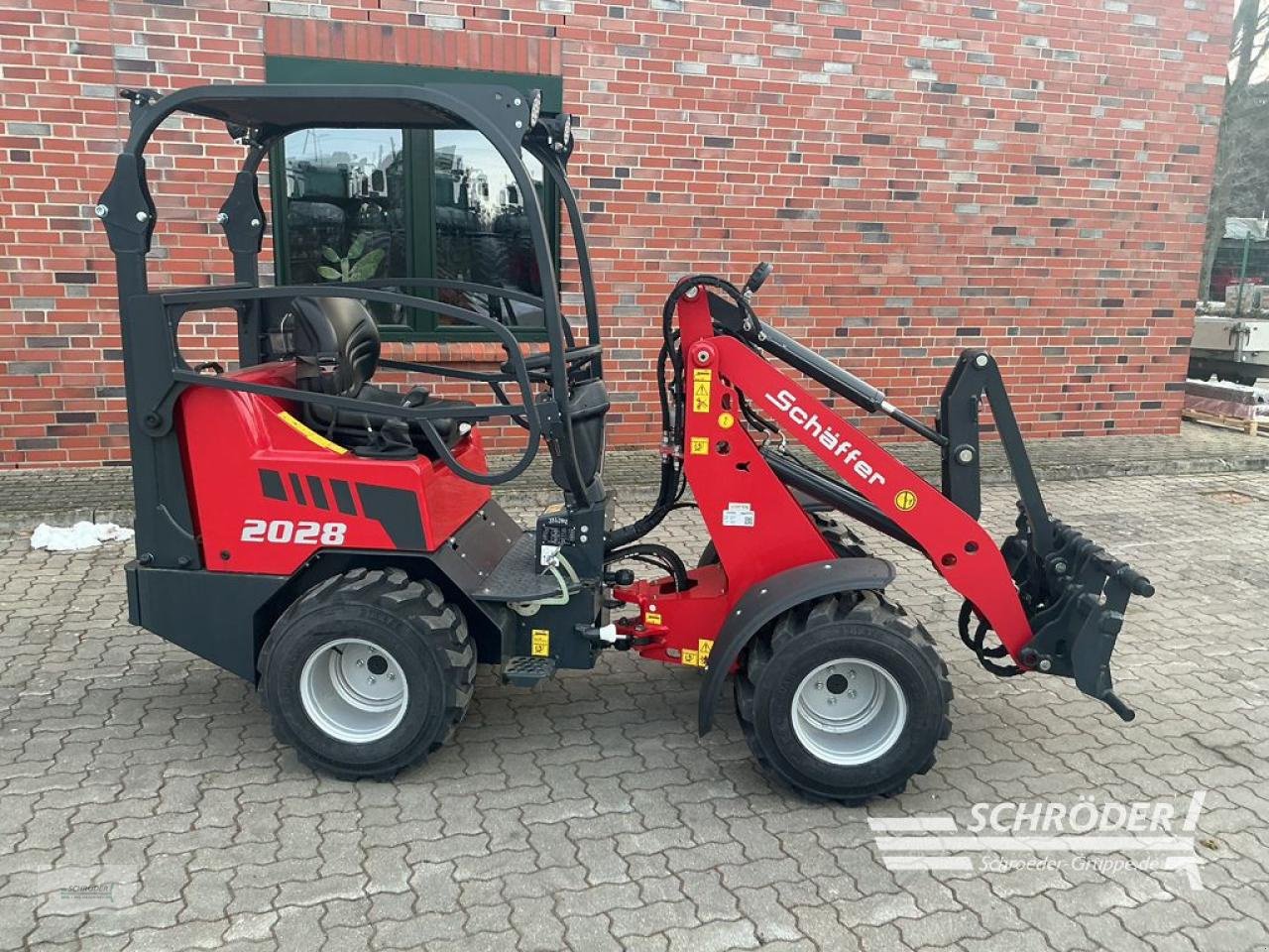 Hoflader za tip Schäffer 2028-2, Neumaschine u Friedland (Slika 2)