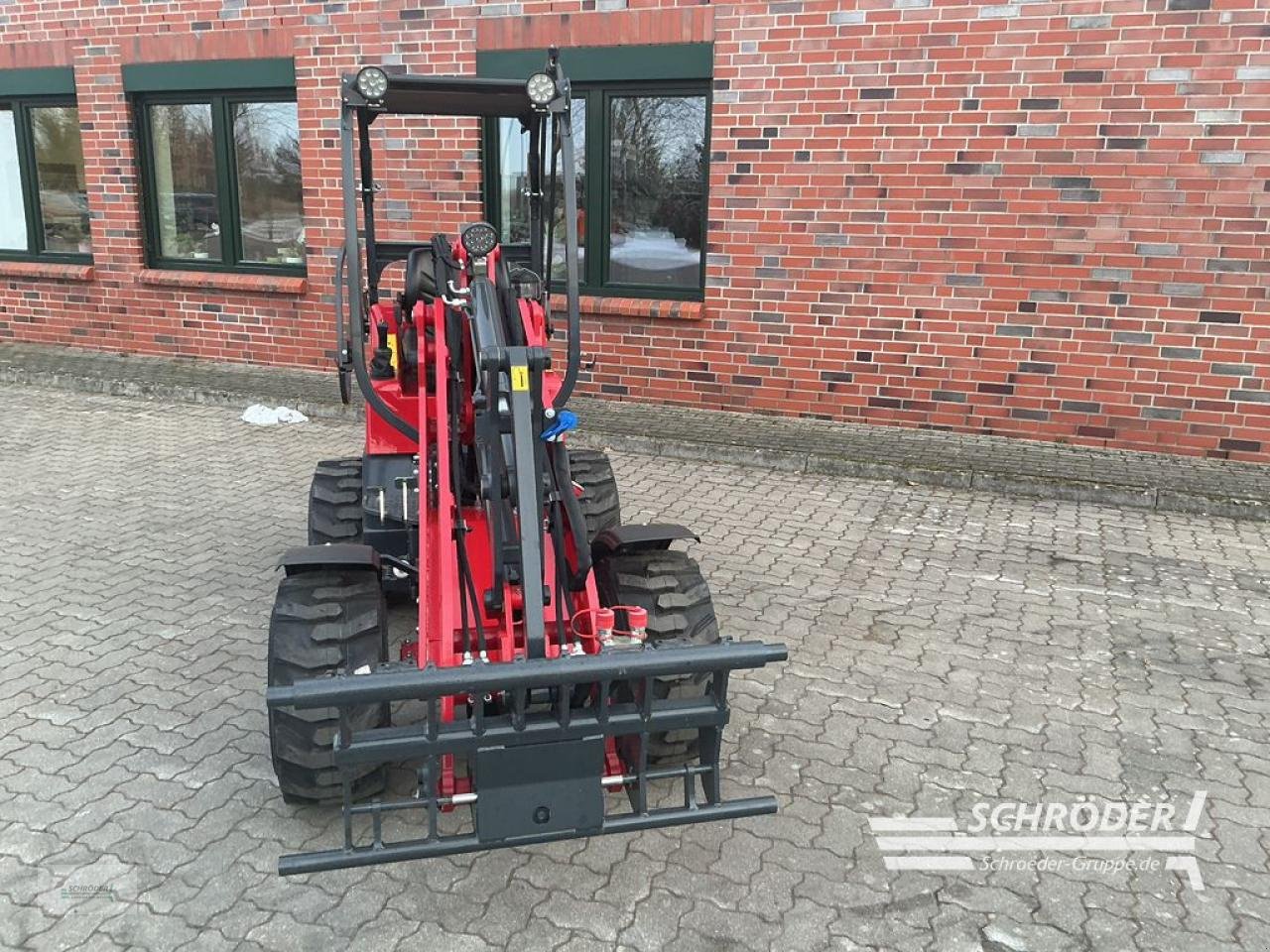 Hoflader za tip Schäffer 2028-2, Neumaschine u Friedland (Slika 12)