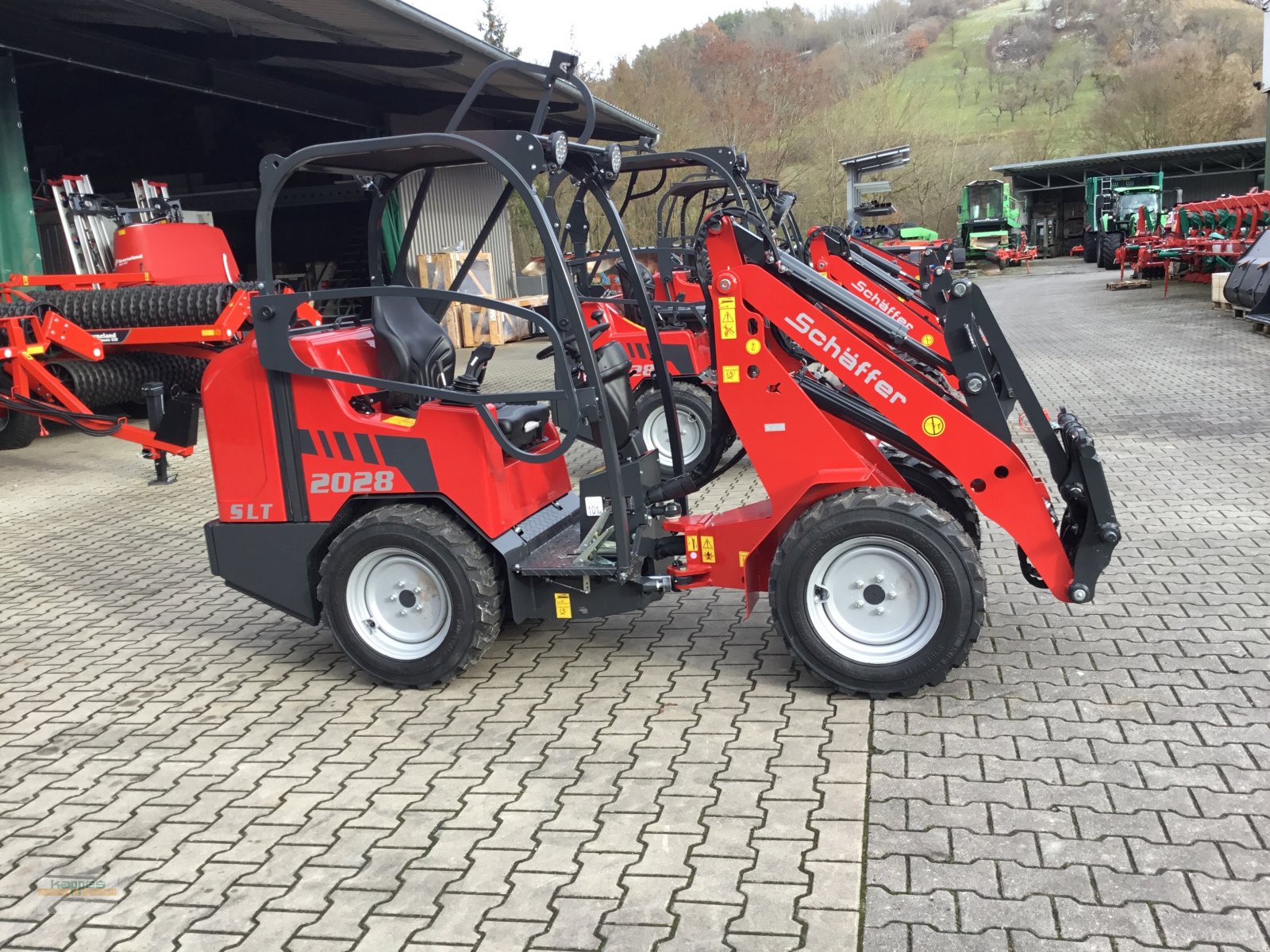 Hoflader des Typs Schäffer 2028 SLT, Neumaschine in Niederstetten (Bild 1)