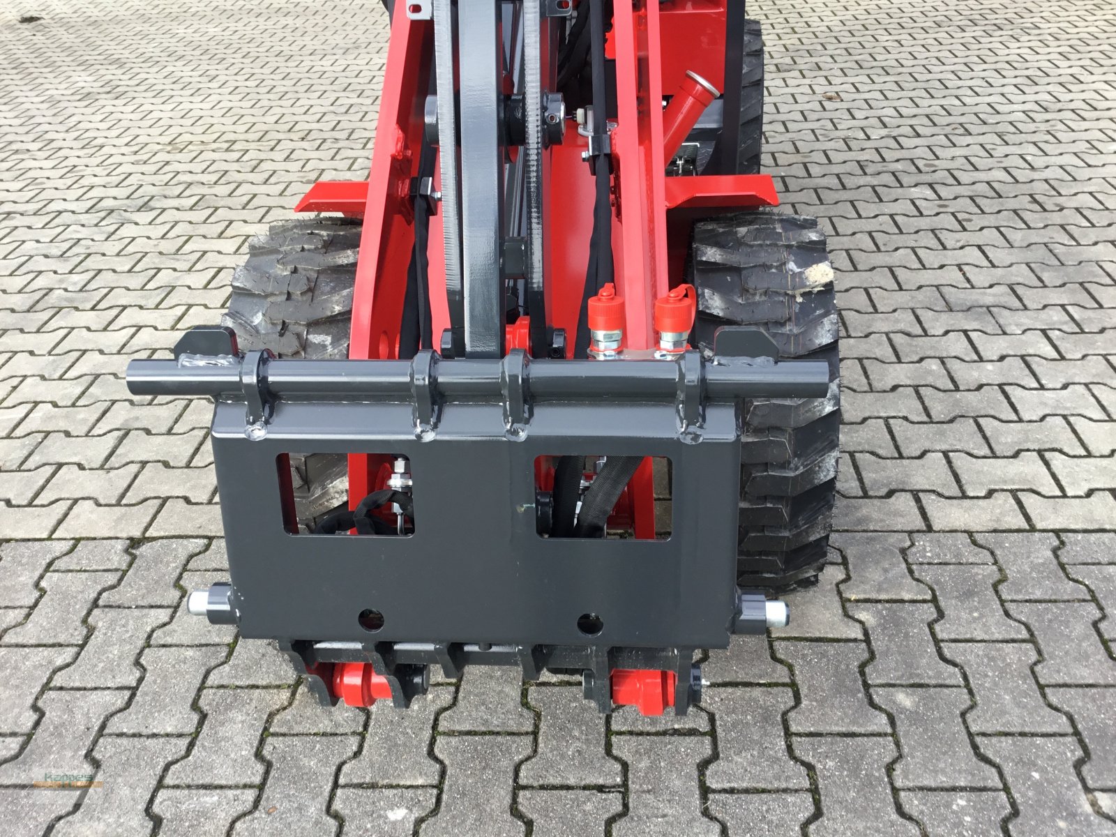 Hoflader des Typs Schäffer 2028 SLT, Neumaschine in Niederstetten (Bild 2)