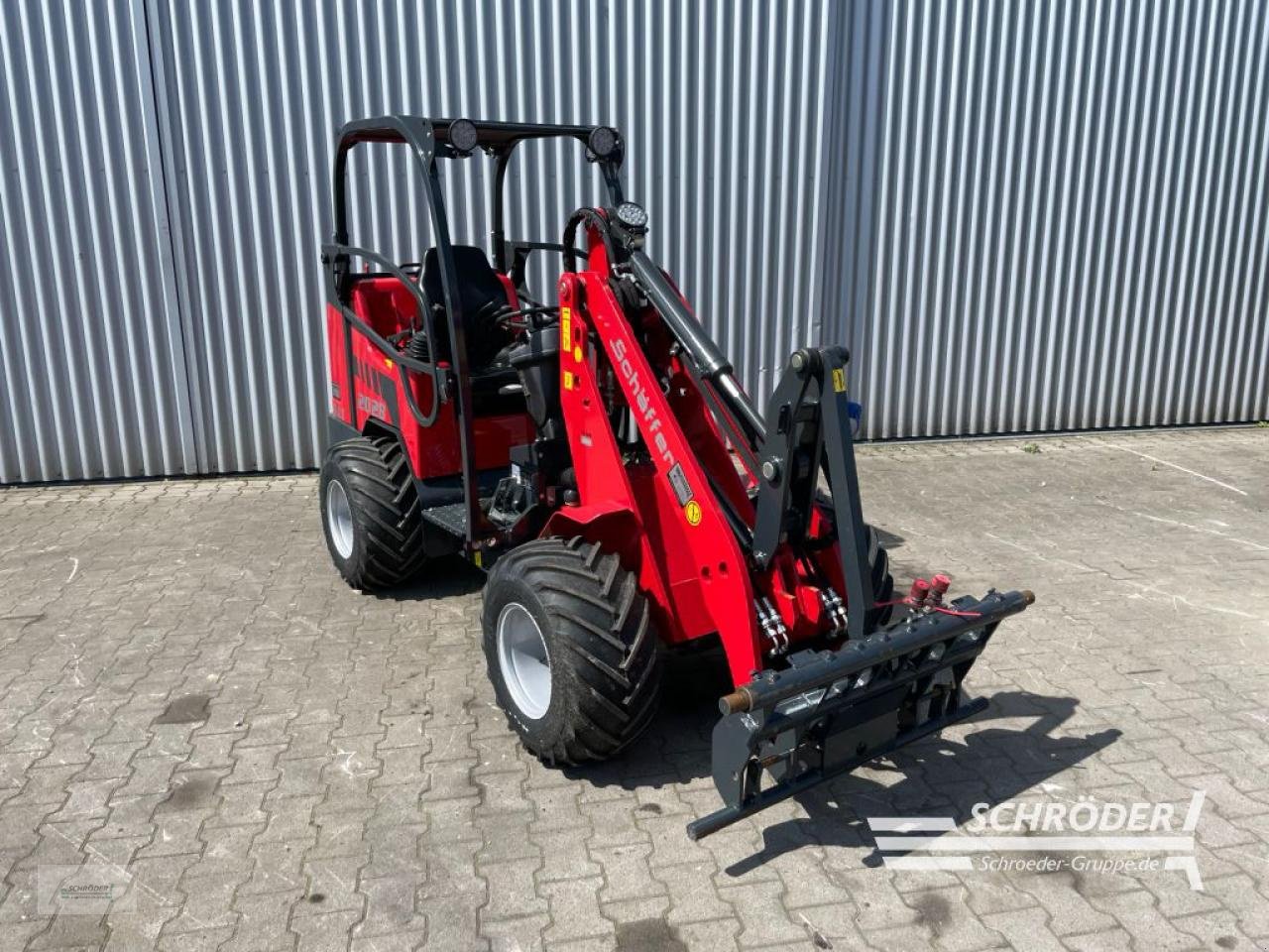 Hoflader des Typs Schäffer 2028 SLT, Neumaschine in Völkersen (Bild 1)