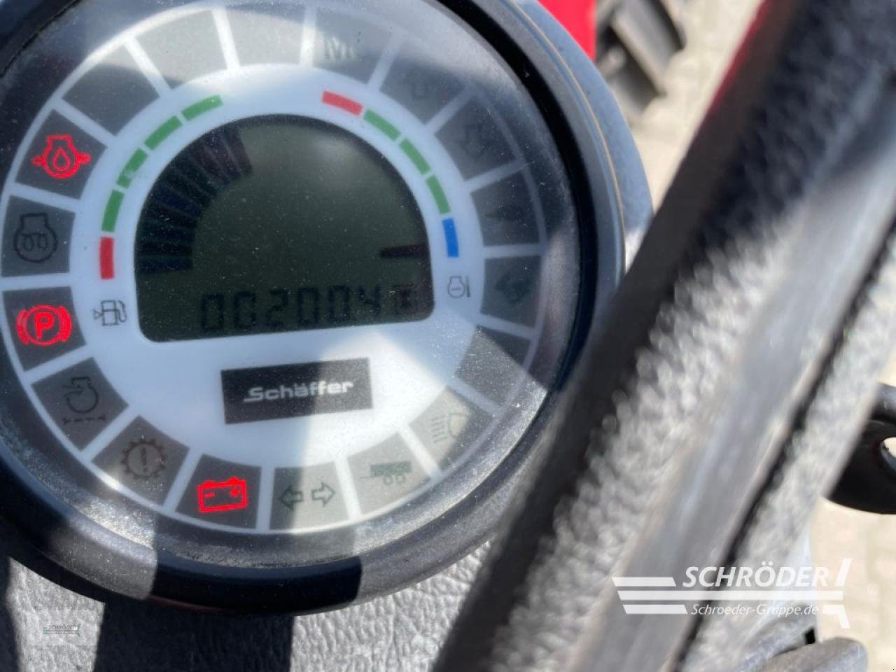 Hoflader des Typs Schäffer 2028 SLT, Neumaschine in Völkersen (Bild 12)