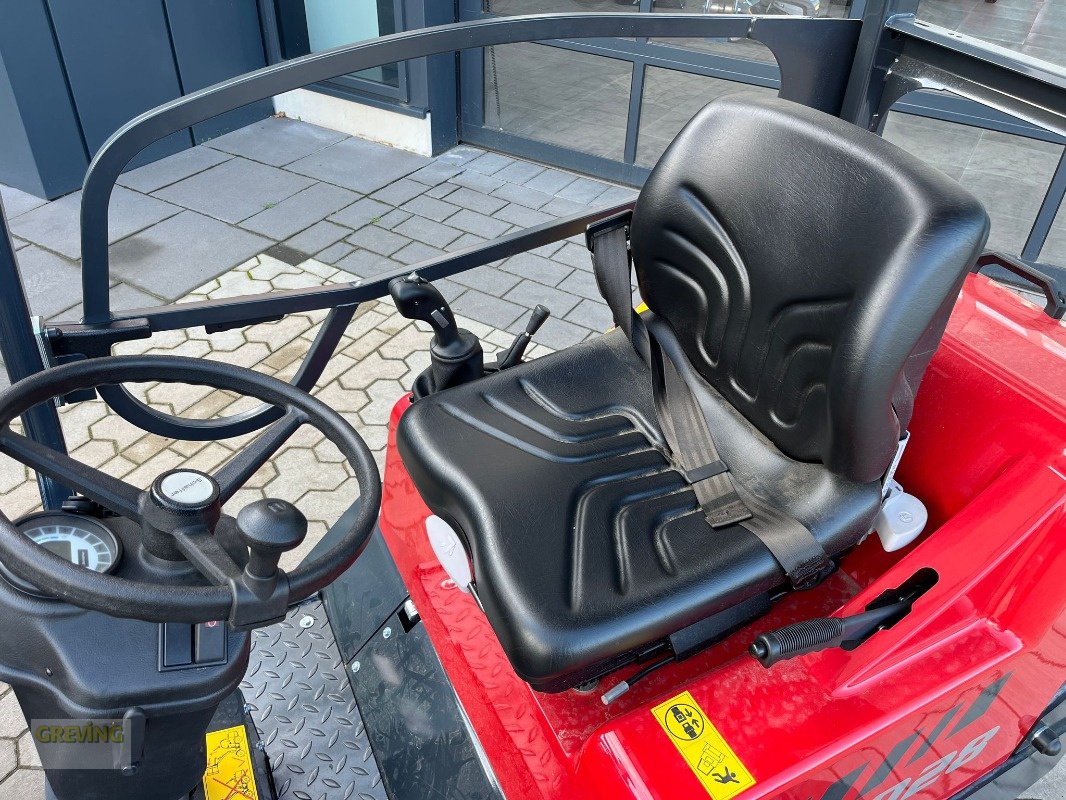 Hoflader of the type Schäffer 2028, Neumaschine in Heiden (Picture 7)