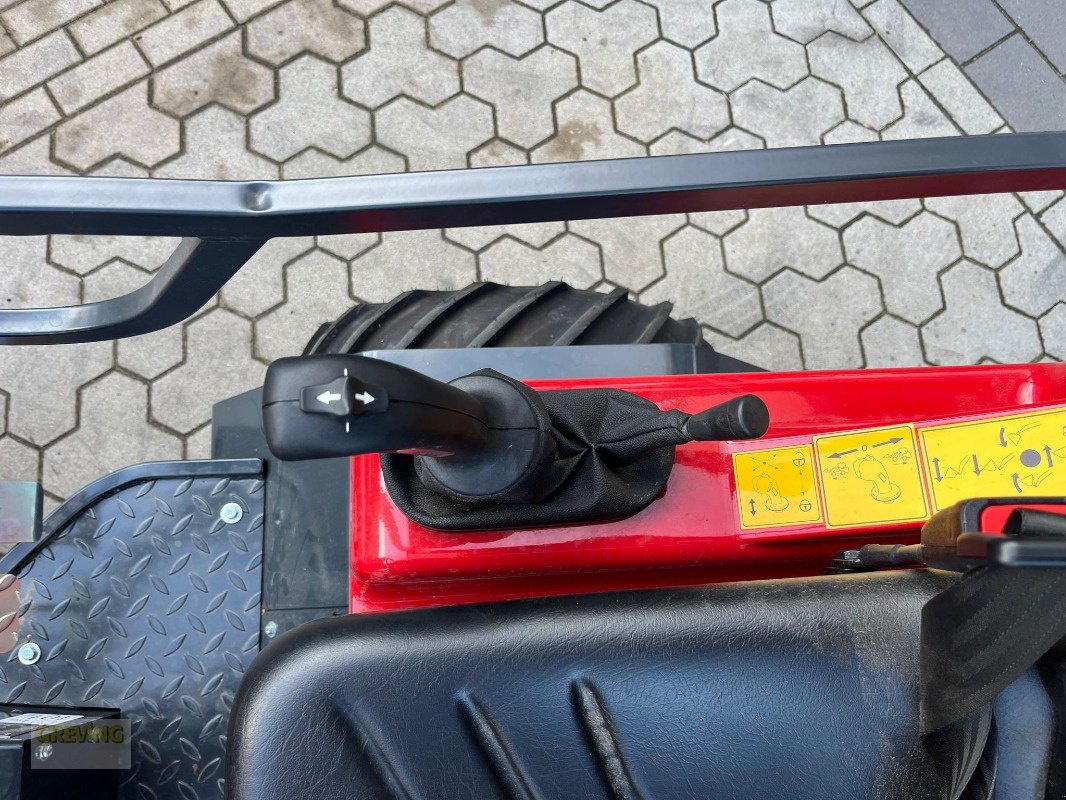 Hoflader of the type Schäffer 2028, Neumaschine in Heiden (Picture 8)