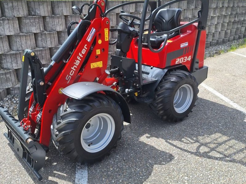 Hoflader van het type Schäffer 2034, Gebrauchtmaschine in Gundertshausen