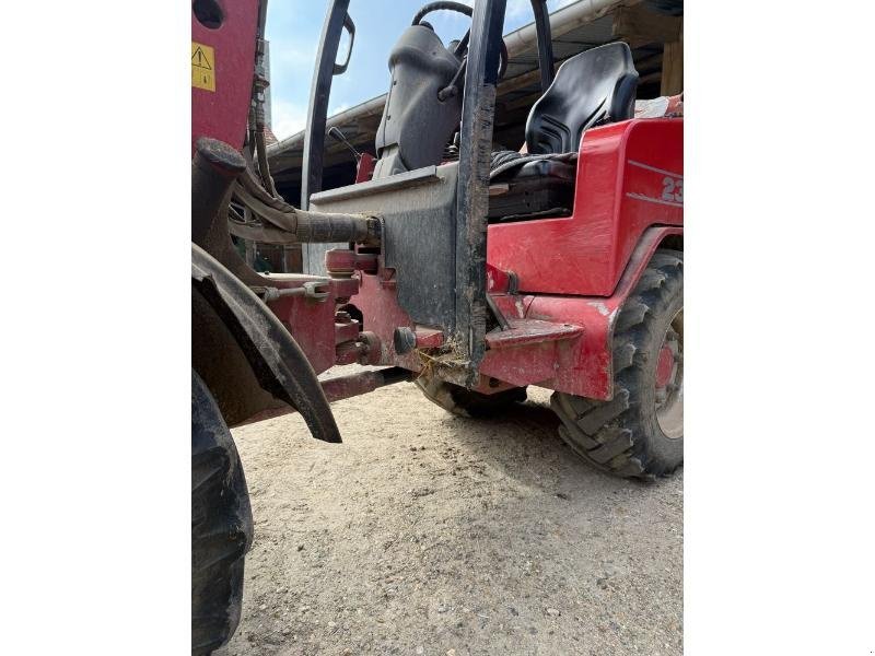 Hoflader des Typs Schäffer 2336, Gebrauchtmaschine in BRAY en Val (Bild 7)